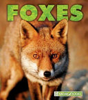 Foxes (New Naturebooks) cover