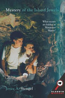 Mystery of the Island Jewels cover